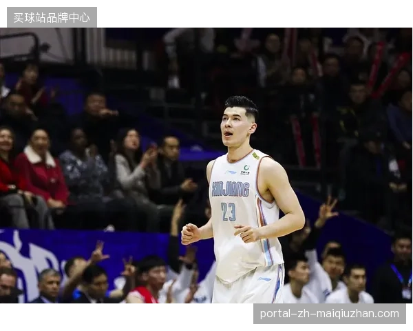 新疆男篮队长阿不都沙拉木因合同到期或离队，其近年手部伤病导致投篮命中率明显下滑